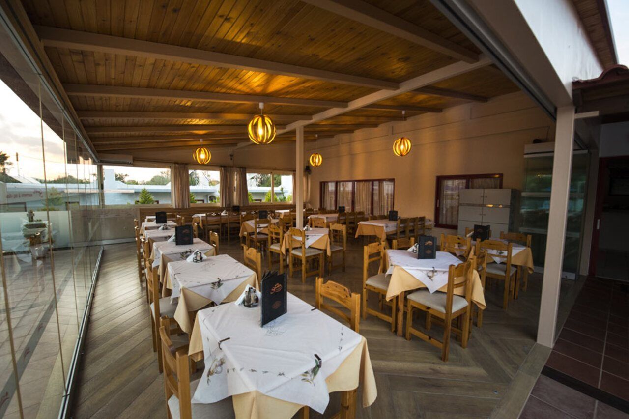 Sandys Studios Apartments And Log Villas Псалиди Екстериор снимка